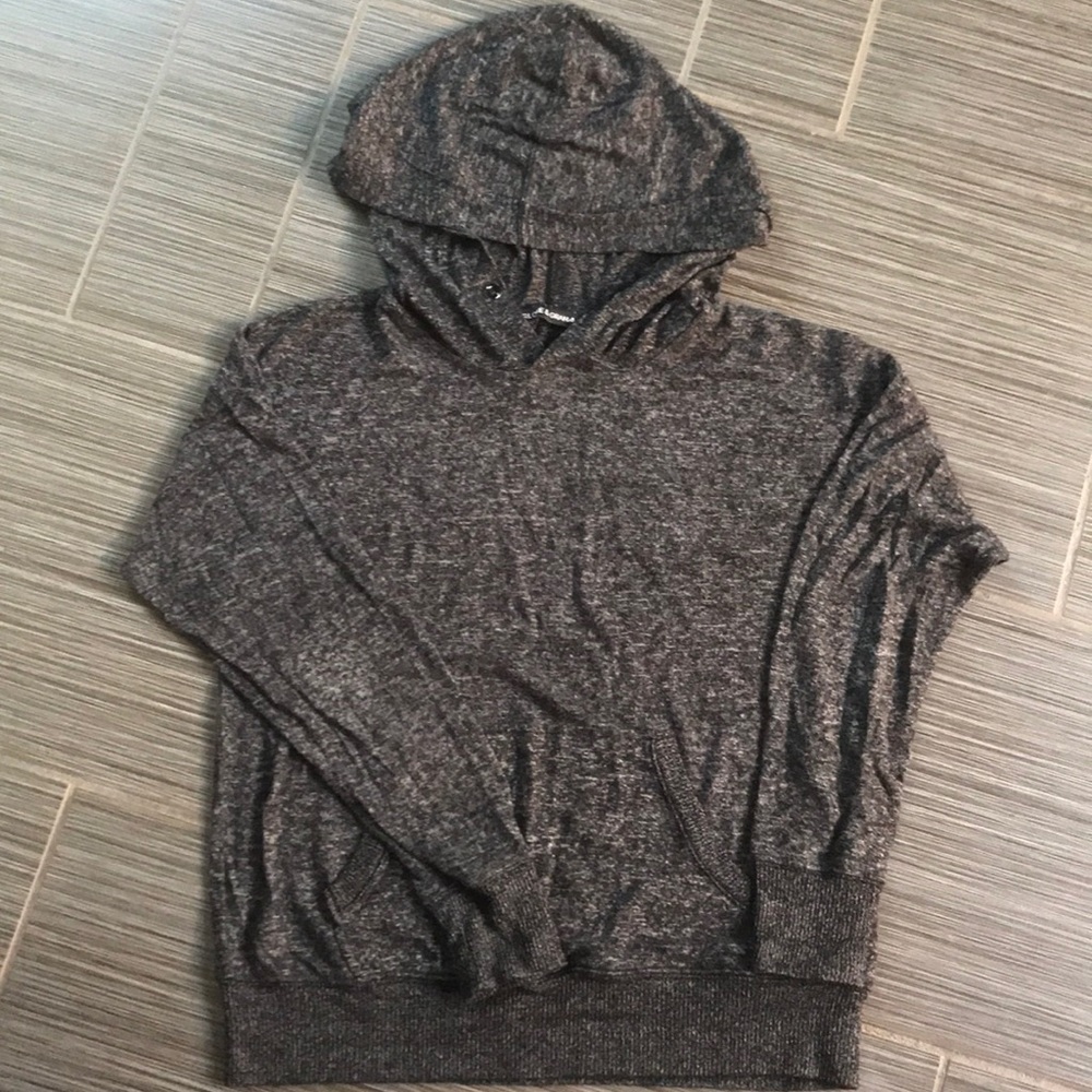 Harlowe &Graham light pullover hoodie!!